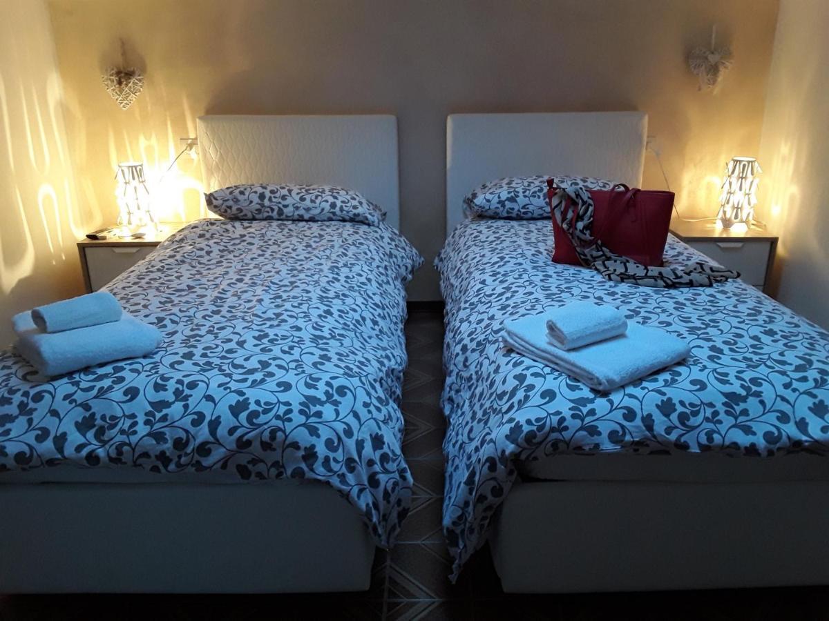 B&B Porto Vecchio Malcesine Exterior foto